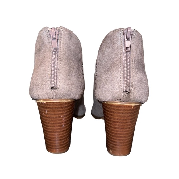 CCOCCI Gray microsuede back zip ankle boots women’s size 7.5 - Picture 12 of 12